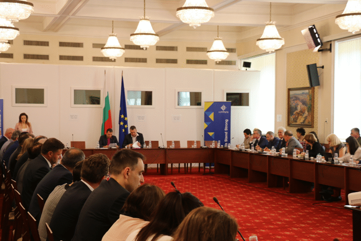 Комисията по енергетика изслуша петимата номинирани кандидати за нови членове на Комисията за енергийно и водно регулиране