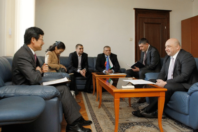 ММС води 10 корейски младежи на Европейското по футбол за юноши до 17 г.