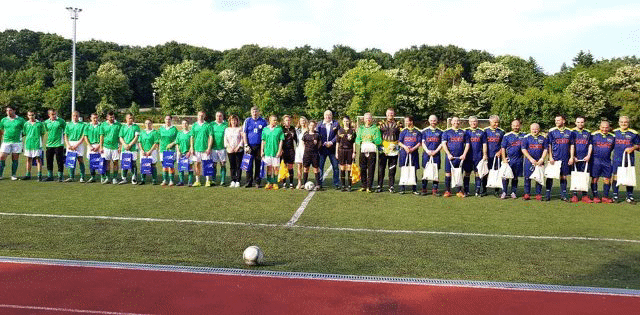 Министър Кралев посрещна представители на Генералния секретариат на Съвета на ЕС за приятелски футболен мач