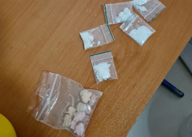 Полицаи от Пето РУ - СДВР задържаха мъж за притежание и разпространение на наркотици