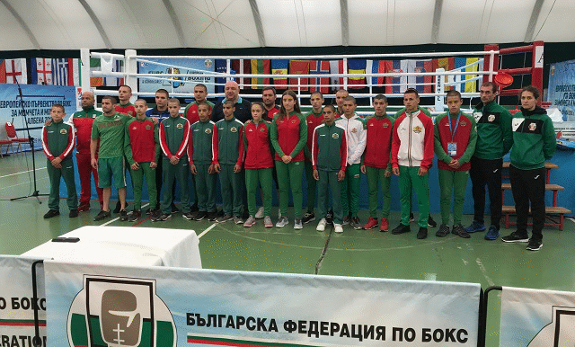 Министър Кралев посети националите по бокс за момчета и момичета, които участват на Европейско първенство в Албена
