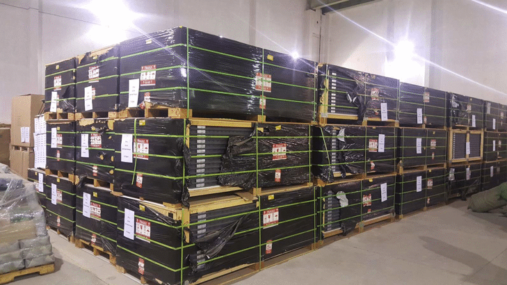 Митница Столична продава на търг отнети в полза на държавата фотоволтаици и монтажни елементи