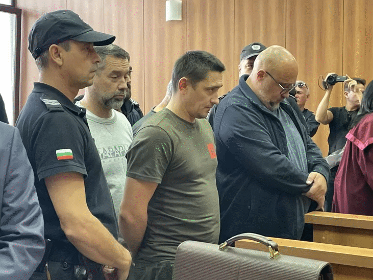 Ексдепутат от ДБ е открил фирма на гръцкия лидер на ОПГ-то, изнасяло стоки за “Вагнер”