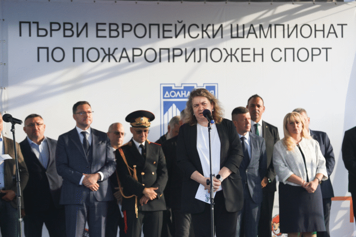 Председателят на Народното събрание Наталия Киселова поздрави участниците в Първия европейски шампионат по пожароприложен спорт