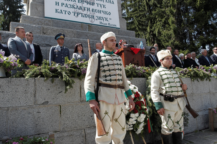 Председателят на Народното събрание Цвета Караянчева участва на 1 май 2018 г. в Копривщица в честването на 142-та годишнина от Априлското въстание