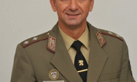 МО