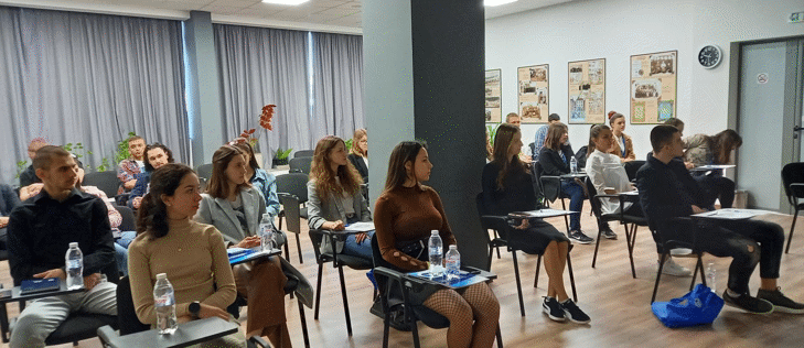 Съветът на децата към председателя на Държавната агенция за закрила на детето проведе първото за годината присъствено заседание