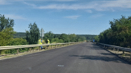 Полага се пътната маркировка в ремонтирания 57-километров участък път I-1 в областите Видин, Монтана и Враца
