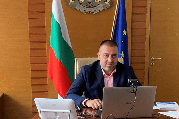 Заместник-министър Неделков: Подобряване на храненето е в основата на намаляването на емисиите от метан при млечните крави