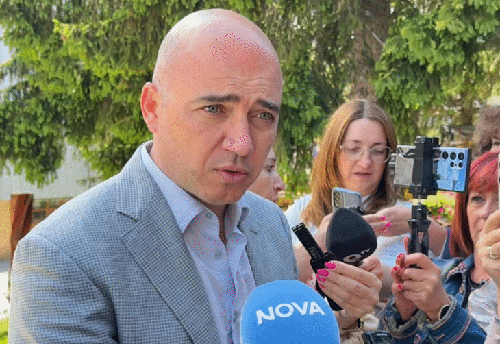 Министърът на туризма д-р Илин Димитров: „Пампорово“ е готов да посрещне своите гости