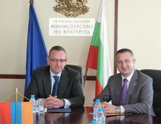 Министърът На Културата Д-Р Петър Стоянович Се Срещна С Посланика На Република Армения И Даде Съгласието Си Предстоящият Концерт В София По Повод 110 Години От Рождението На Арам Хачатурян Да Бъде Под Негов Патронаж