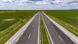 На 4 и 5 ноември за краткотрайни ремонти временно ще се променя организация на движение в участъци на АМ „Тракия“ в област Пазарджик