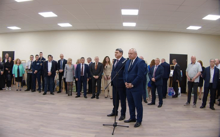 Министър Иван Демерджиев: Истинска привилегия е да видя таланта на наши колеги в подкрепа на едно благородно дело