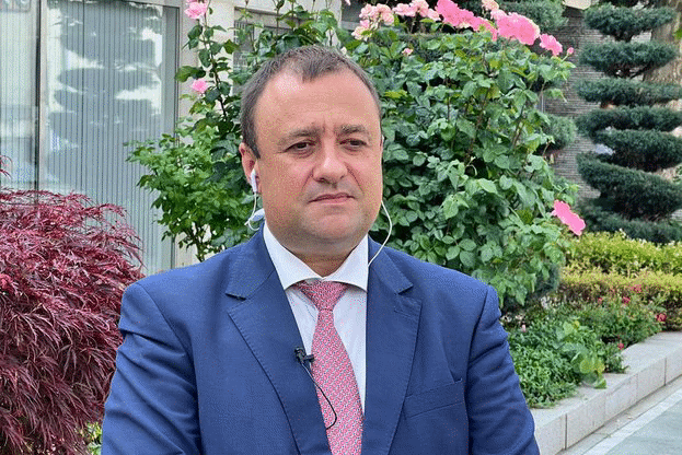 Министър Иванов: Ще обезщетим земеделците, пострадали от градушката, с всички инструменти, които държавата и ЕС ни дават