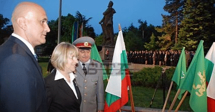 Слово на председателя на Народното събрание Цецка Цачева на тържествената заря-проверка в памет на Христо Ботев и загиналите за свободата и независимостта на България