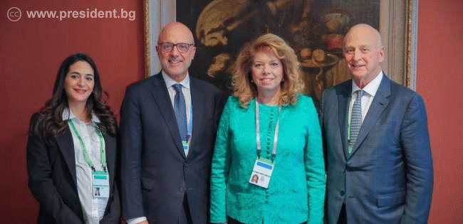 Нарастващият език на омразата и отстъплението от човешките права обсъди президентът Илияна Йотова с директора на Американския еврейски комитет Теодор Дойч