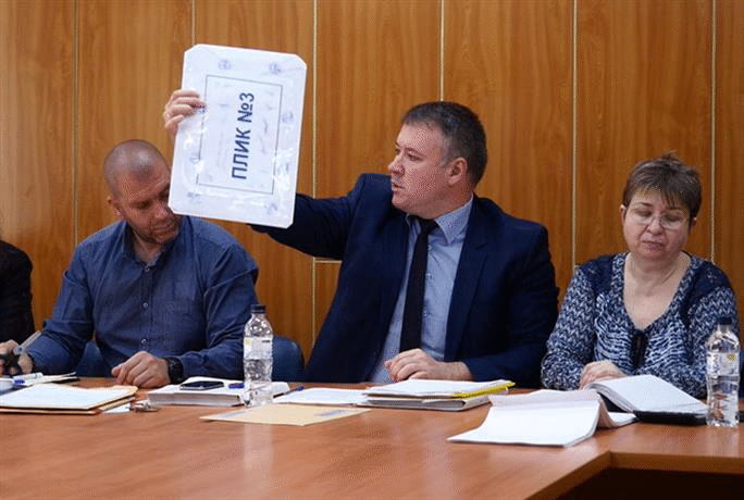 Проведе се вторият етап от процедурата по обществена поръчка за следгаранционна поддръжка на технически и програмни средства за българските документи за самоличност, за пребиваване и за управление на моторни превозни средства