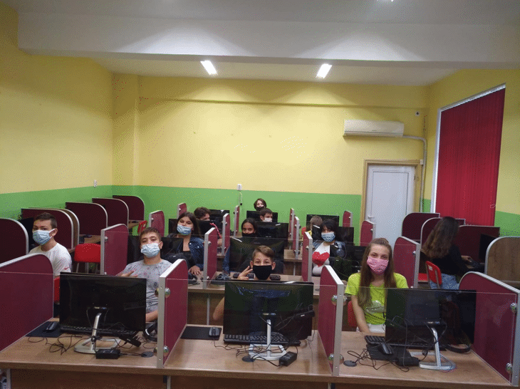 Училищата И Детските Градини Ще Получат Допълнителни Средства За 2021 Г.