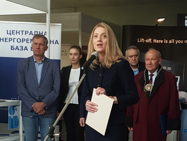 Председателят на Народното събрание: Просперитетът на обществото зависи от личния успех на всеки млад човек