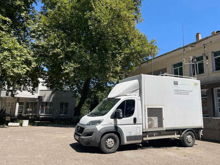 РИОСВ - Пловдив продължава контрола на качеството на въздуха в района на Асеновград след пожара в бившия завод "Химик"