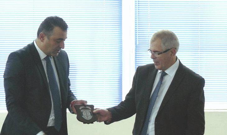 Главният прокурор е наградил Митко Цонев, завеждащ Окръжен следствен отдел към Окръжна прокуратура-Пловдив, за отлично изпълнение на служебните задължения