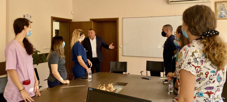 Курсанти от ВМА стажуват в "Пирогов"