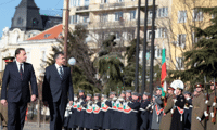 МО