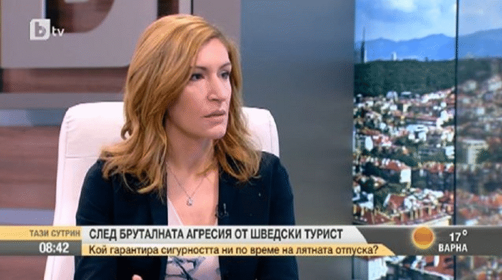 Министър Ангелкова: Водим разговори за намаляване цените на плажните принадлежности