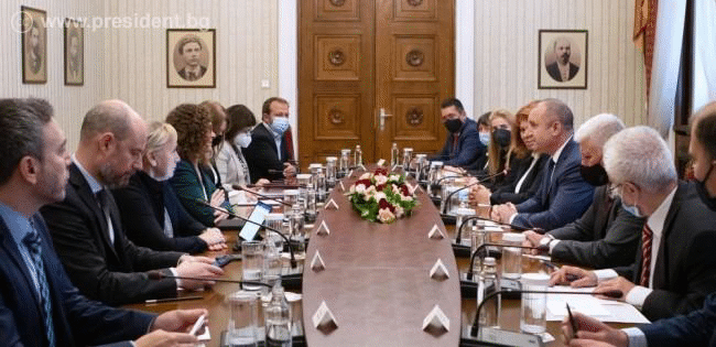 Румен Радев: ЕС трябва да е силно ангажиран с борбата срещу корупцията и отстояването на принципите на демокрацията в България