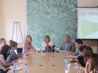 Фандъкова: Продължаваме реконструкции на парковете на София с Борисовата градина, Западен парк, парка в град Бухово