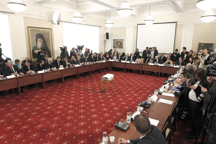 Две парламентарни комисии изслушаха компетентните институции във връзка с покупко-продажбата на активите на ЧЕЗ Груп в България