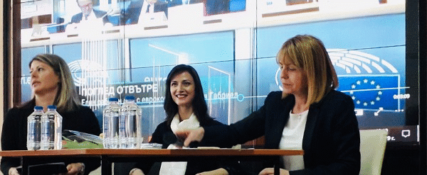 Фандъкова: Диалогът за бъдещето на Европа трябва да бъде проведен заедно с младите хора