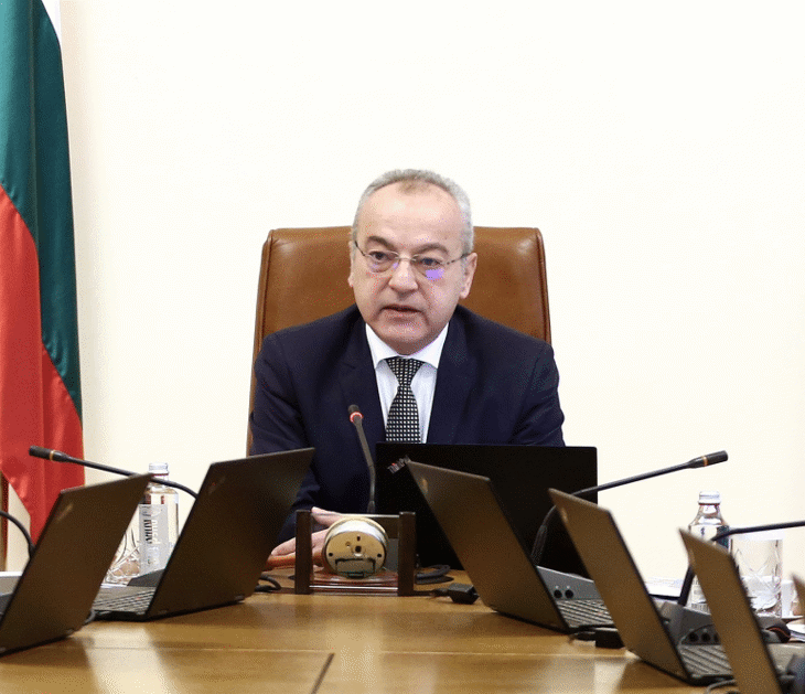 Премиерът Донев: Държавата принадлежи на хората, а най-добре управлява този, който е готов да се раздели с властта във всеки миг