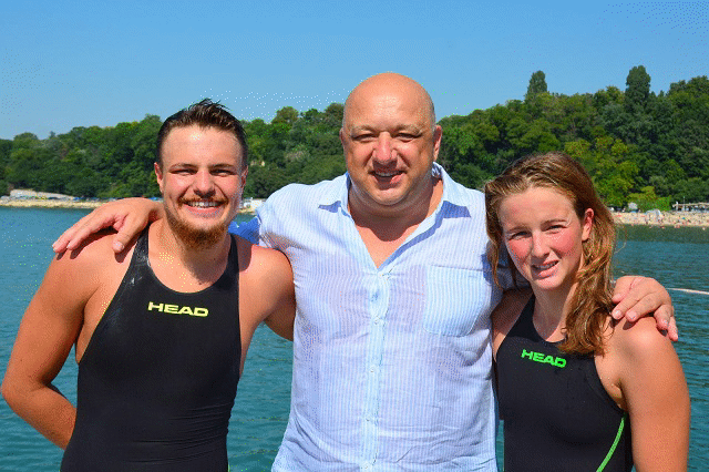 Министър Кралев участва в награждаването на победителите от плувния маратон „Галата – Варна“