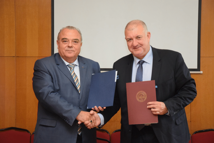 Агенция „Митници“ и УНСС подписаха рамков договор за сътрудничество