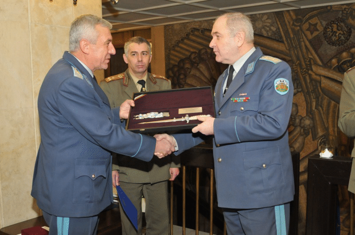 Бригаден генерал Васил Димитров беше награден с почетен знак на Министерството на отбраната „Свети Георги – II степен”
