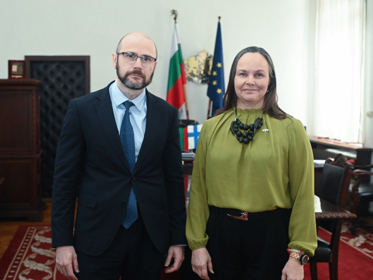 Министър Янкулов проведе работна среща с посланика на Финландия Кирсти Похянкука