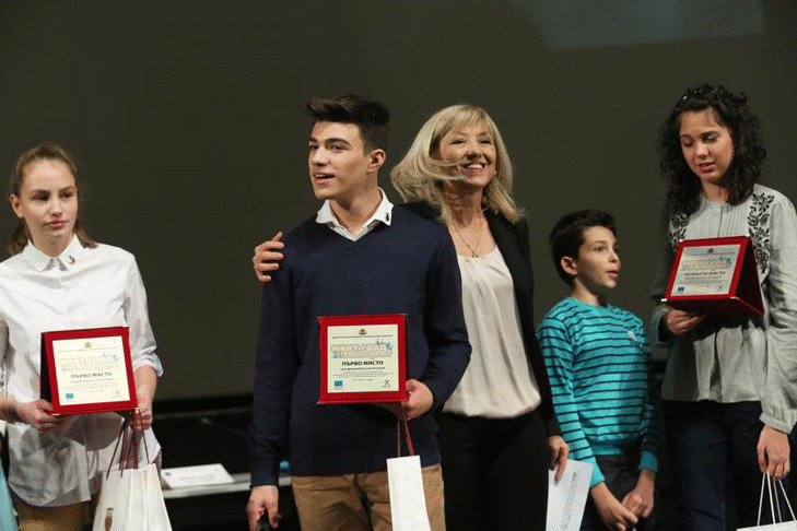 Ния Димитрова и Михаил Костов от Шумен са големите победители в кампанията "Моят град е моята крепост"