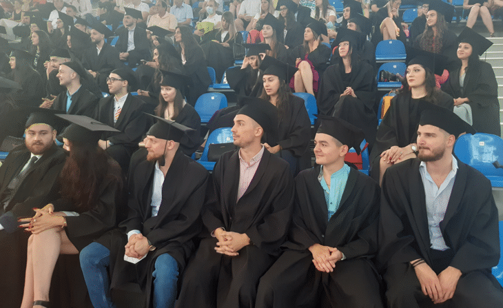 Апелативният прокурор на Пловдив Тодор Деянов награди абсолвентите по право, завършили с отличен успех Юридическия факултет на ПУ „Паисий Хилендарски“
