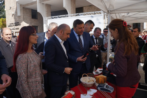 Заместник-министър Васил Грудев: Директната връзка между производител и потребител е най-сигурният инструмент за защита на интересите им