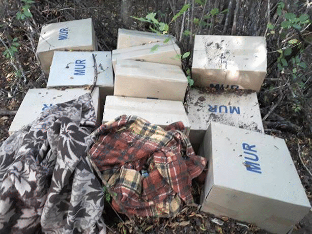 Трима мъже са задържани за контрабанда на голямо количество акцизни стоки