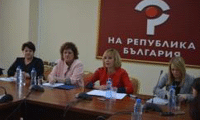 Омбудсманът Мая Манолова: На 16 май изтича крайният срок за подаване на заявления за неплатени от фирми в несъстоятелност заплати Омбудсманът