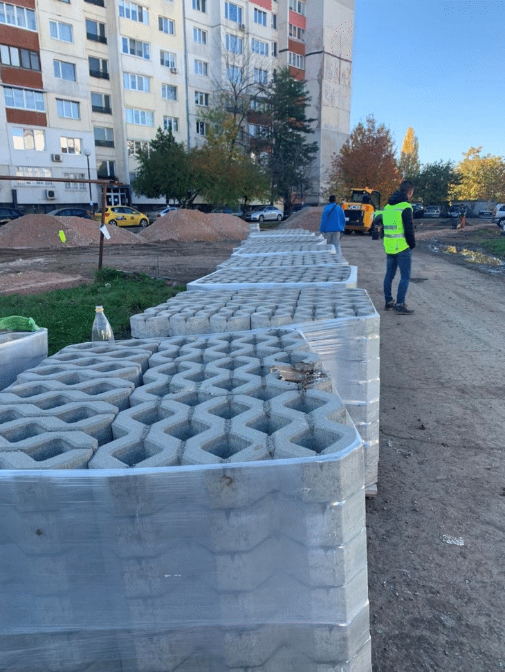Започна облагородяването на пространство в „Овча Купел“ определено като „кална точка“