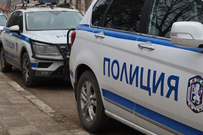 Осем лица са задържани при специализирана полицейска операция, проведена на територията на РУ-Кула