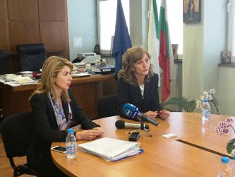 Зам.-министър Димитрова: Инвестициите в обучения на персонал за центровете за деца ще се увеличат