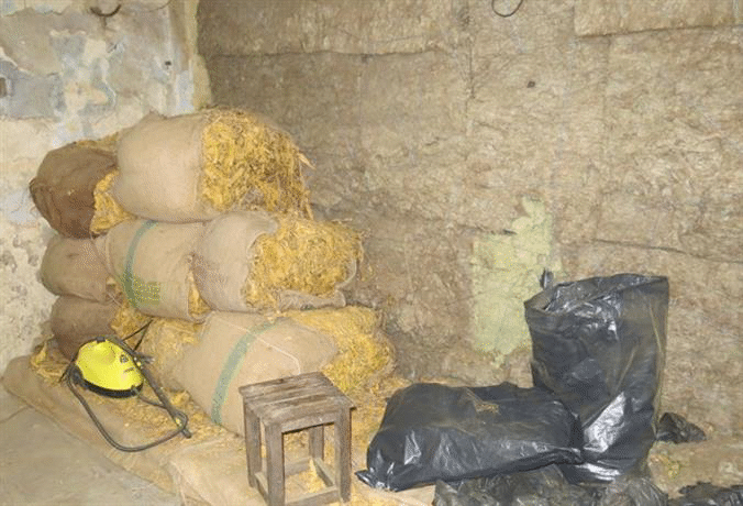 Служители на Главна дирекция “Гранична полиция” неутрализираха организирана престъпна група, извършваща нелегална обработка и продажба на тютюн