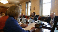 Народните представители от Комисията по здравеопазване приеха единодушно доклада на омбудсмана Мая Манолова за 2017 година
