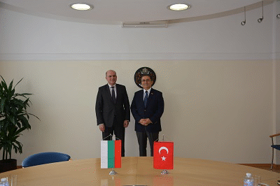 Министър Петков и посланик Улусой обсъдиха задълбочаване на сътрудничеството между България и Турция в социалната област