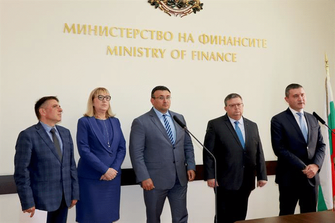 Министър Маринов участва в среща по въпросите на контрола на производството на акцизни стоки