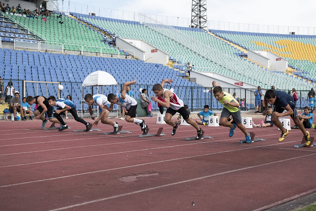 Зам.-министър Андонов участва в откриването на първия лекоатлетически турнир на Ивет Лалова